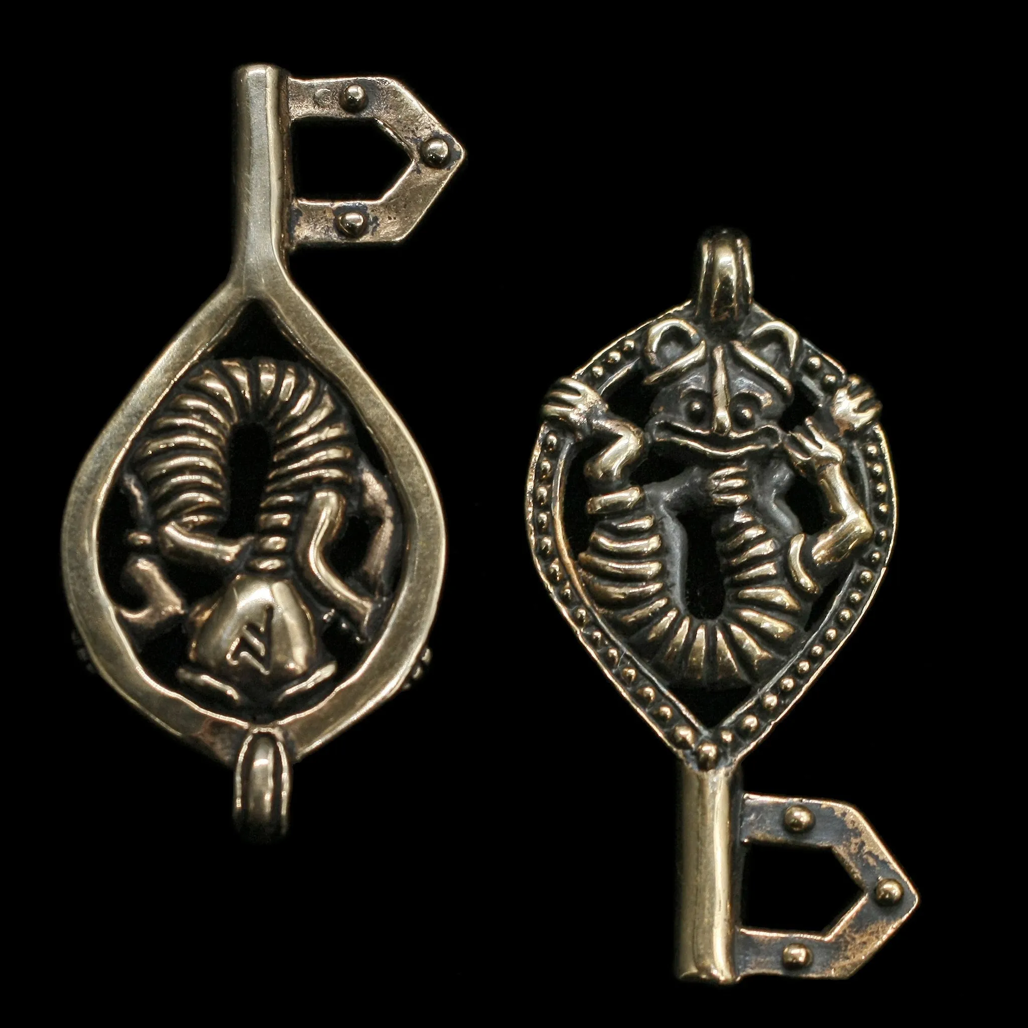 Viking Gripping Bear Key Pendant